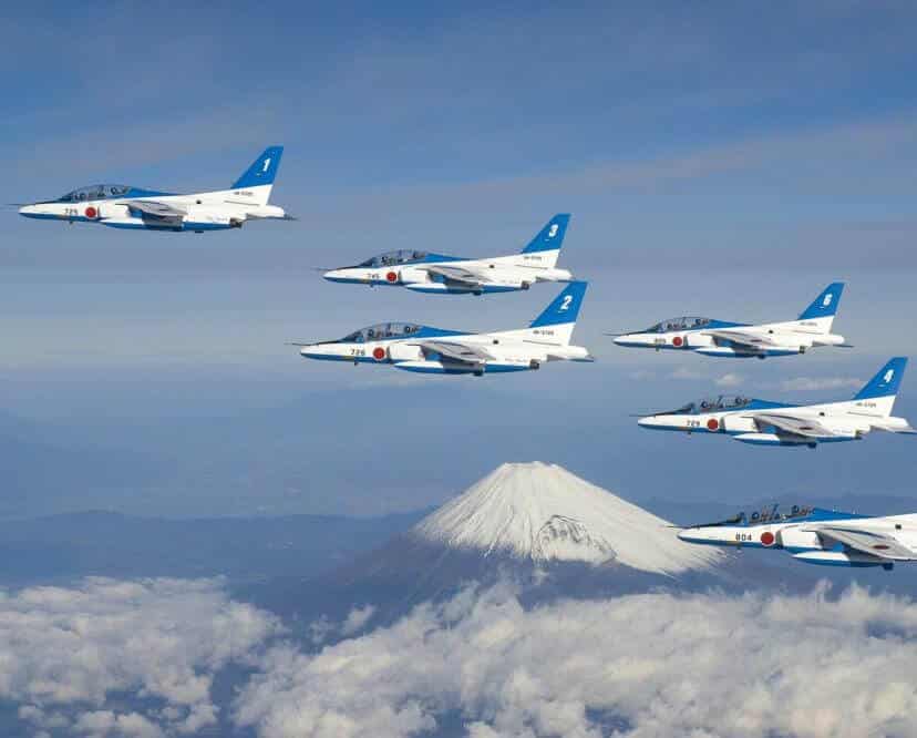 日本航空自卫队“蓝色冲击波”飞行表演队插图